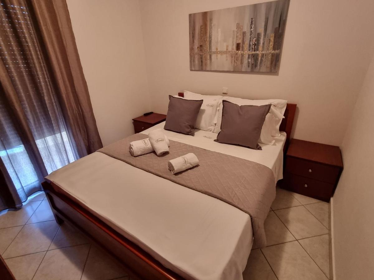 Premium Suites Ofrínion Exterior foto