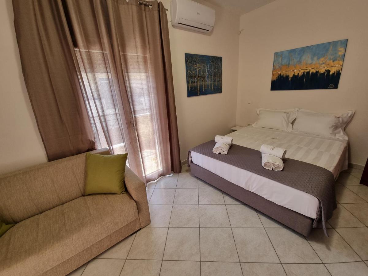 Premium Suites Ofrínion Exterior foto