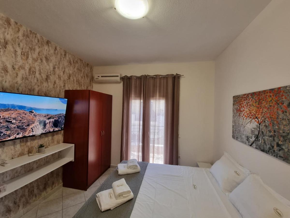 Premium Suites Ofrínion Exterior foto