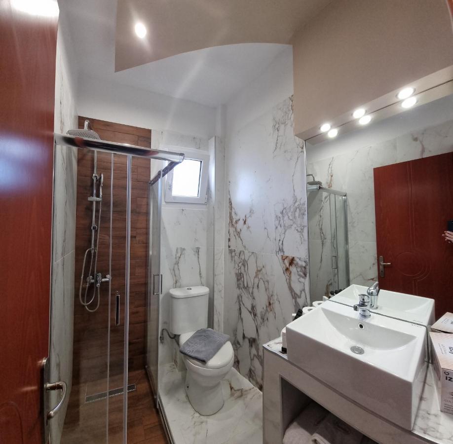 Premium Suites Ofrínion Exterior foto